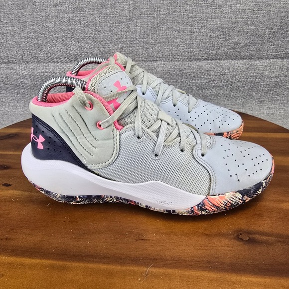 Under Armour Other - Under‎ Armour Kids Basketball Shoes Gray Pink Youth Size 5.5Y Sneakers